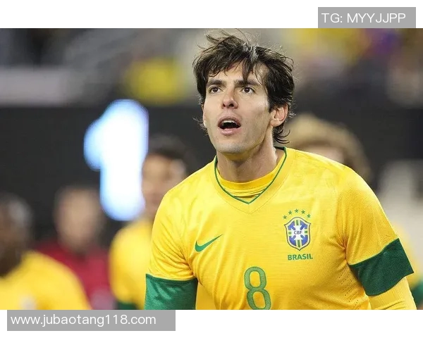 足球世界颜值最高的球星是谁他凭什么成为球迷心中的男神